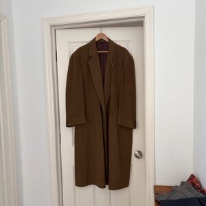 Strathmore Mens double breasted overcoat. Brown.
